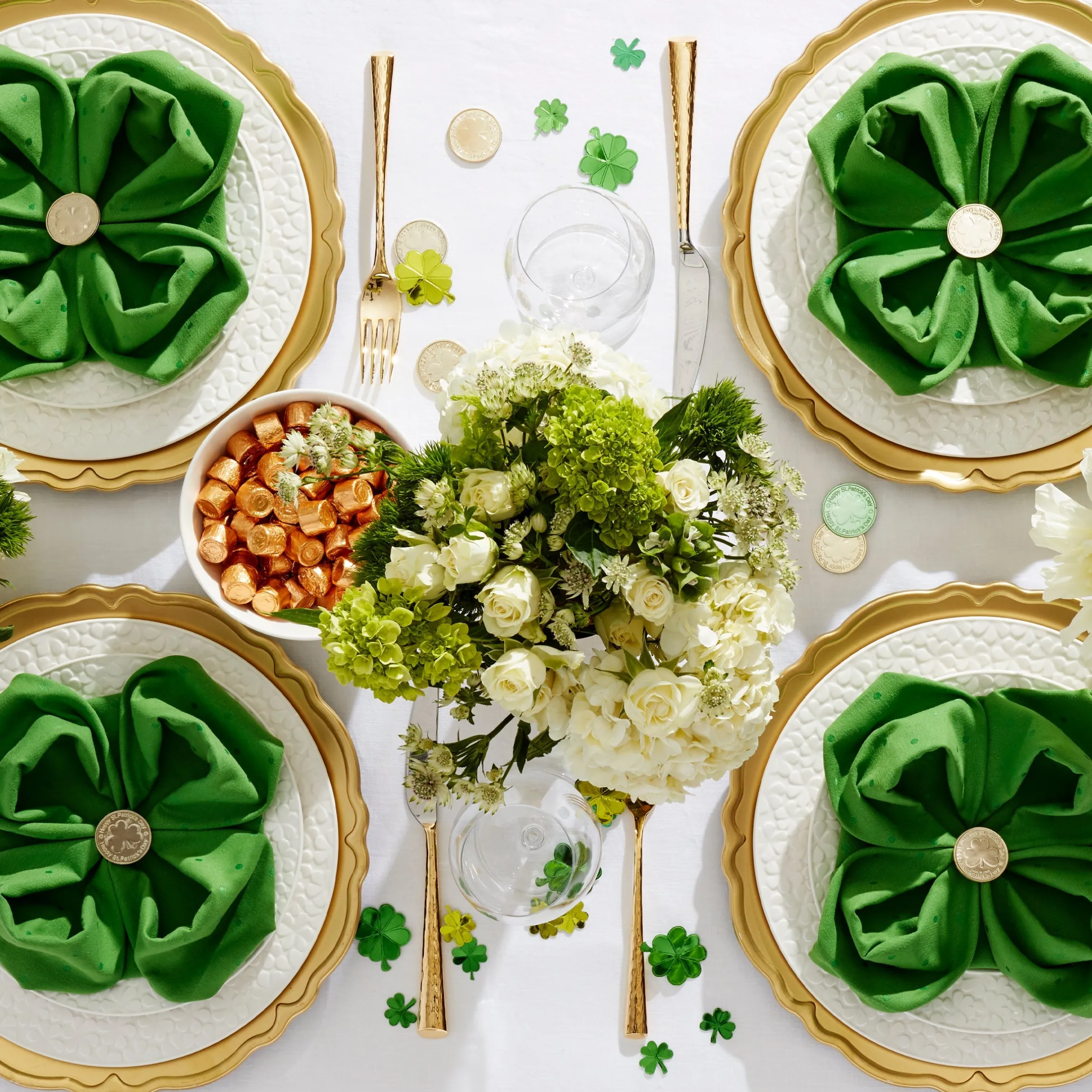 Blossom Lane Accent Plates, Set of 4