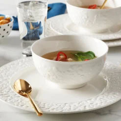 Blossom Lane Accent Plates, Set of 4