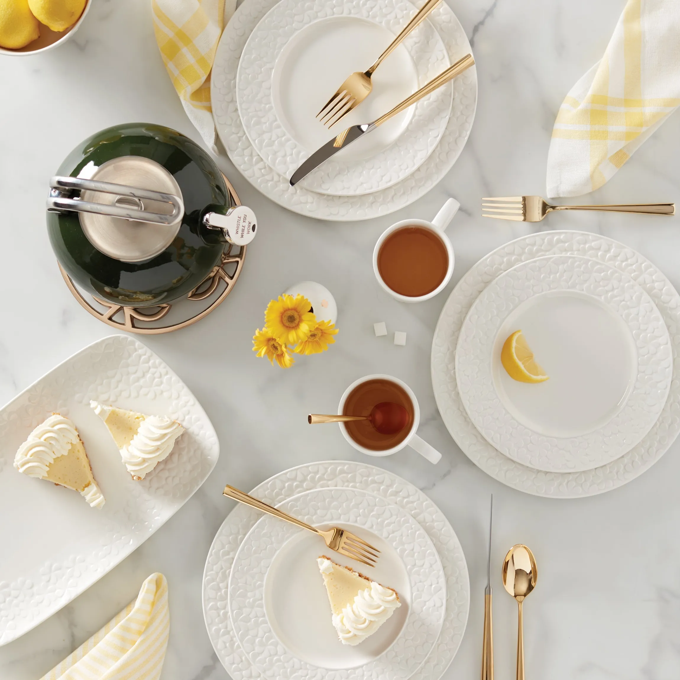 Blossom Lane Accent Plates, Set of 4