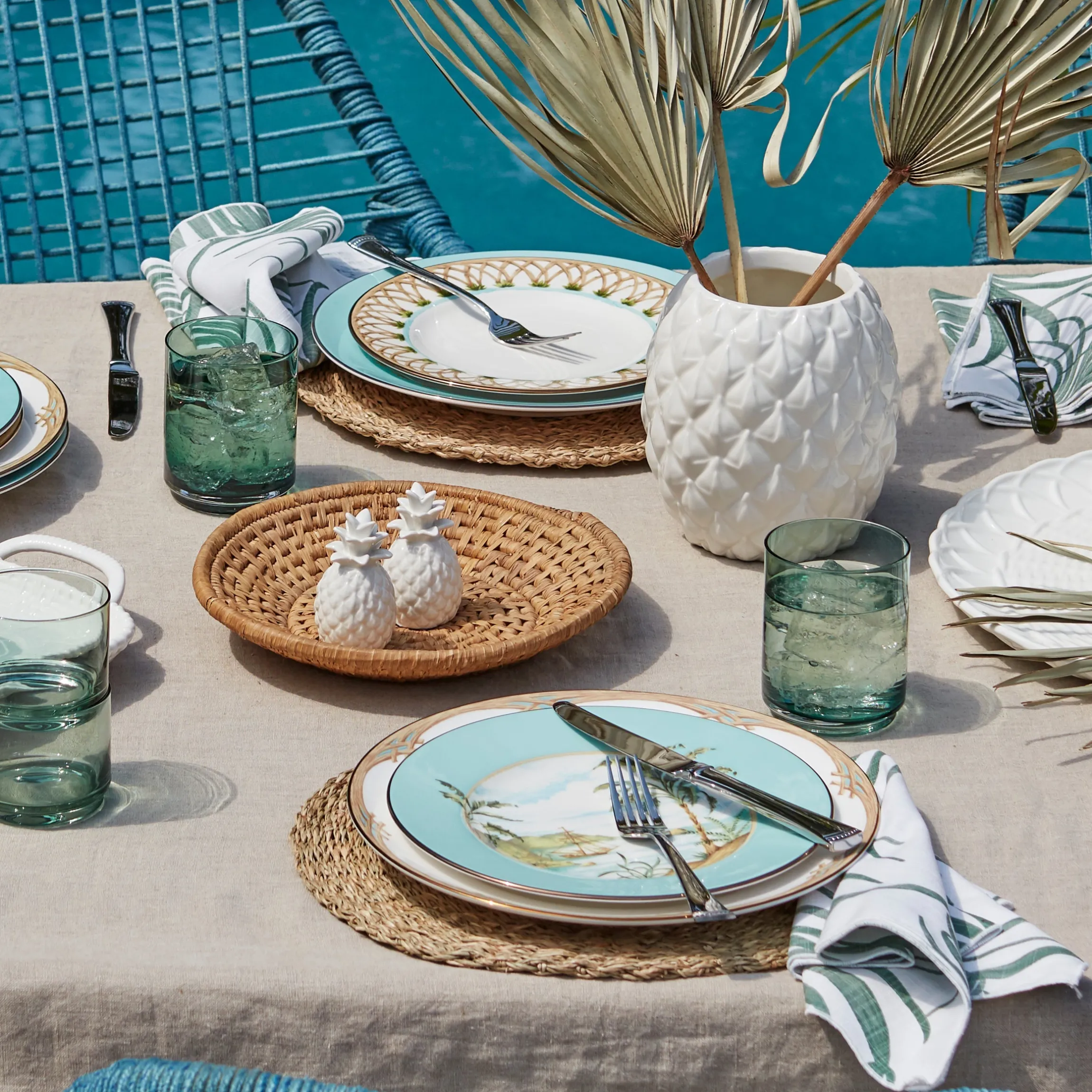 British Colonial Tradewind Accent Plate