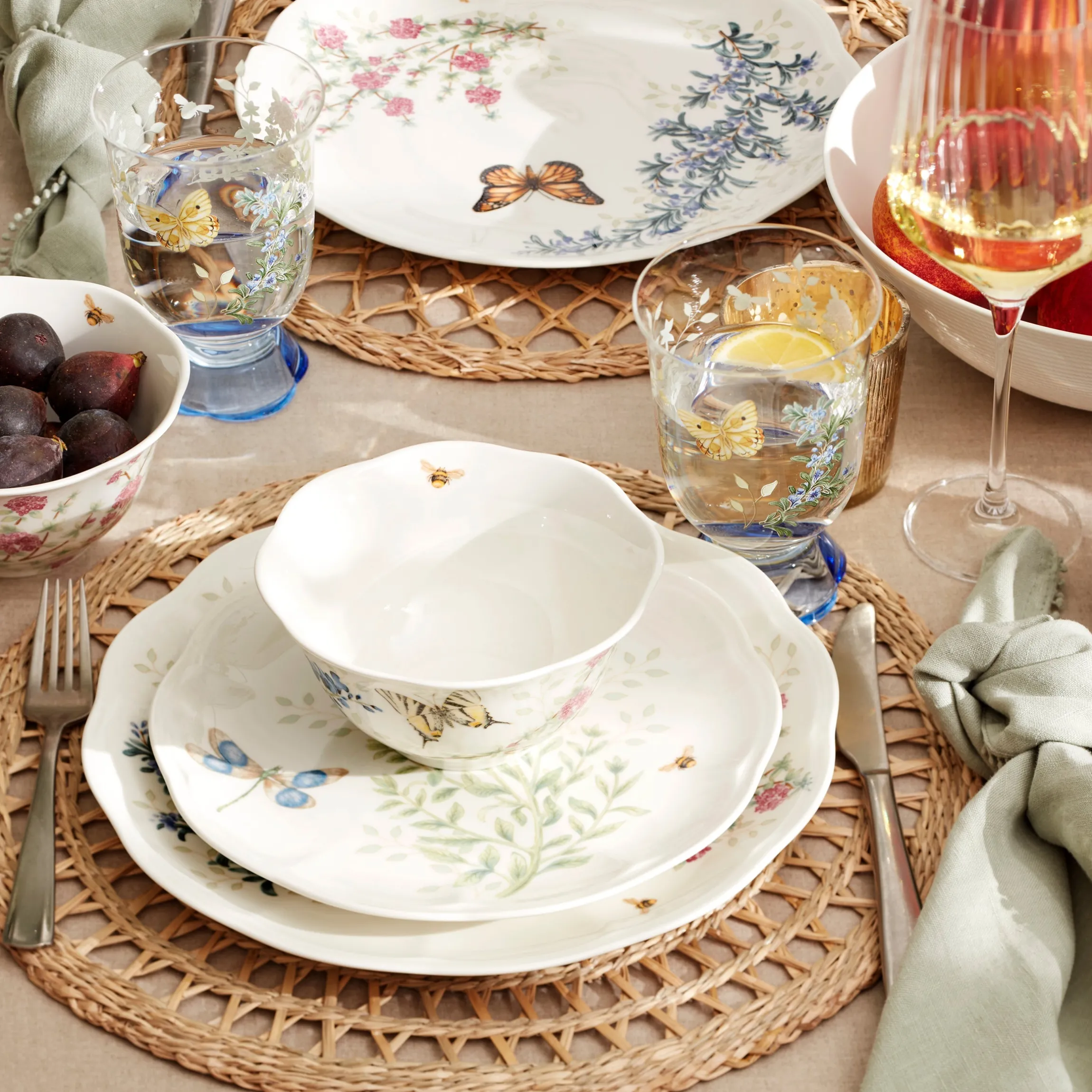 Butterfly Meadow Herbs Rice Bowls, Set of 4