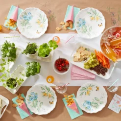 Butterfly Meadow Melamine Dinner Plates, Set of 4