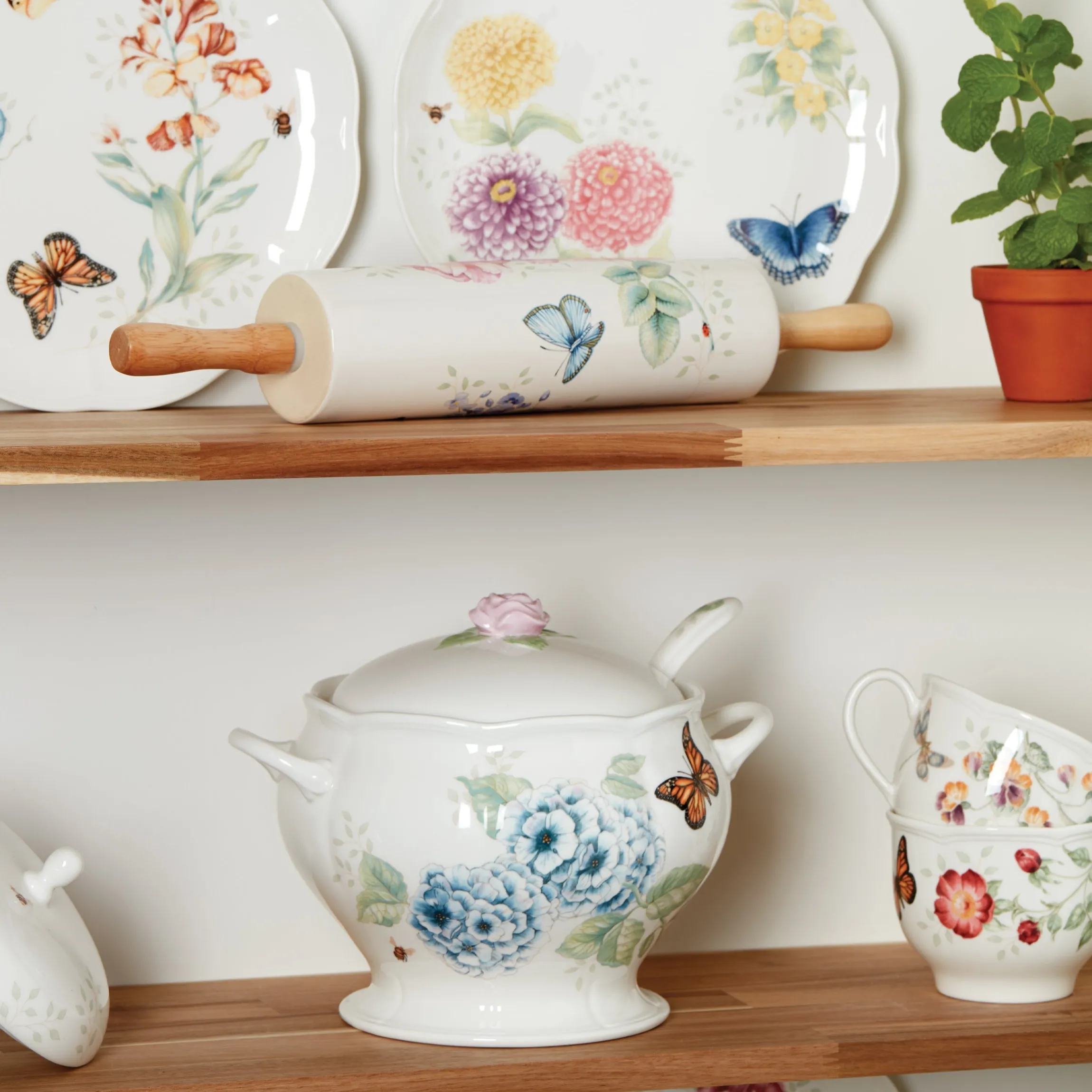 Butterfly Meadow 2-Piece Tureen & Ladle Set
