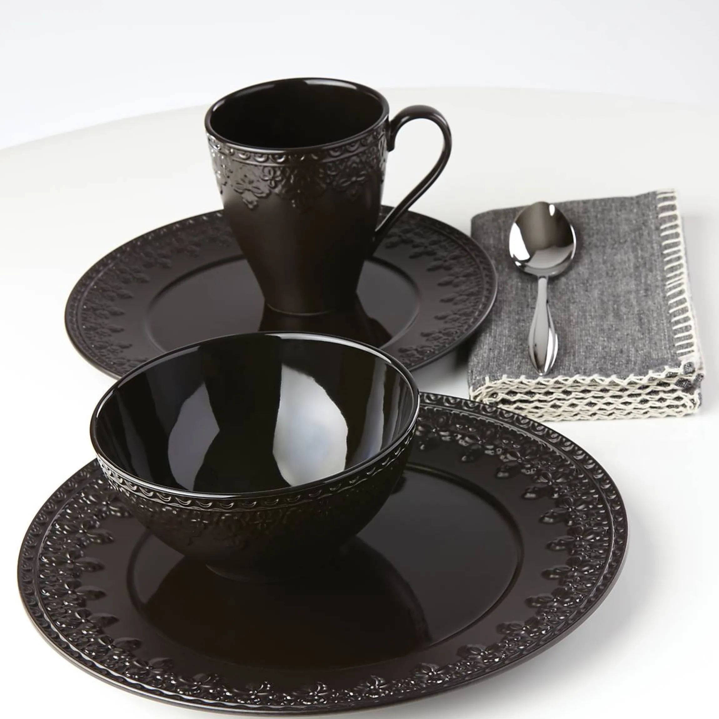 Chelse Muse Fleur Black All-Purpose Bowls, Set of 4