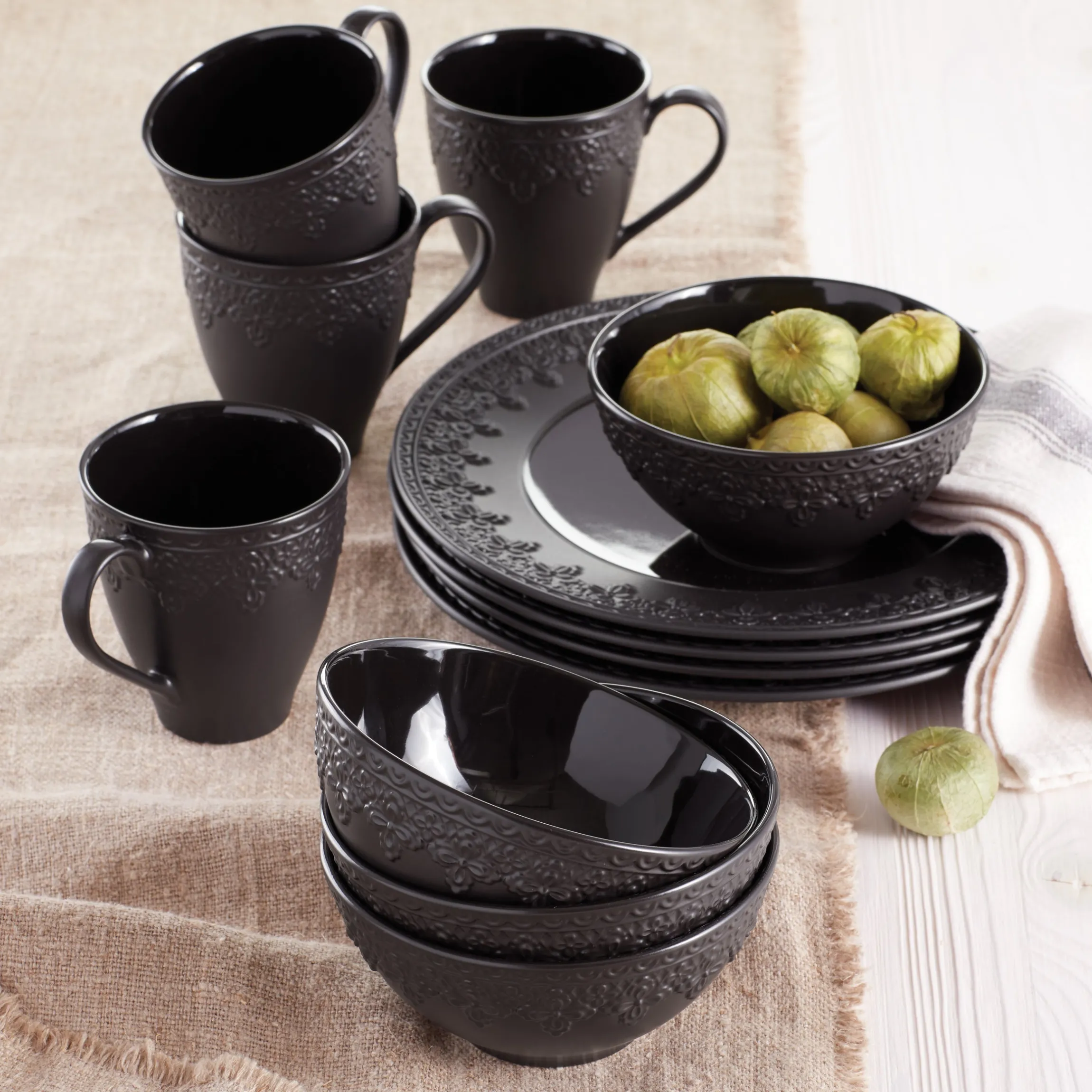 Chelse Muse Fleur Black All-Purpose Bowls, Set of 4