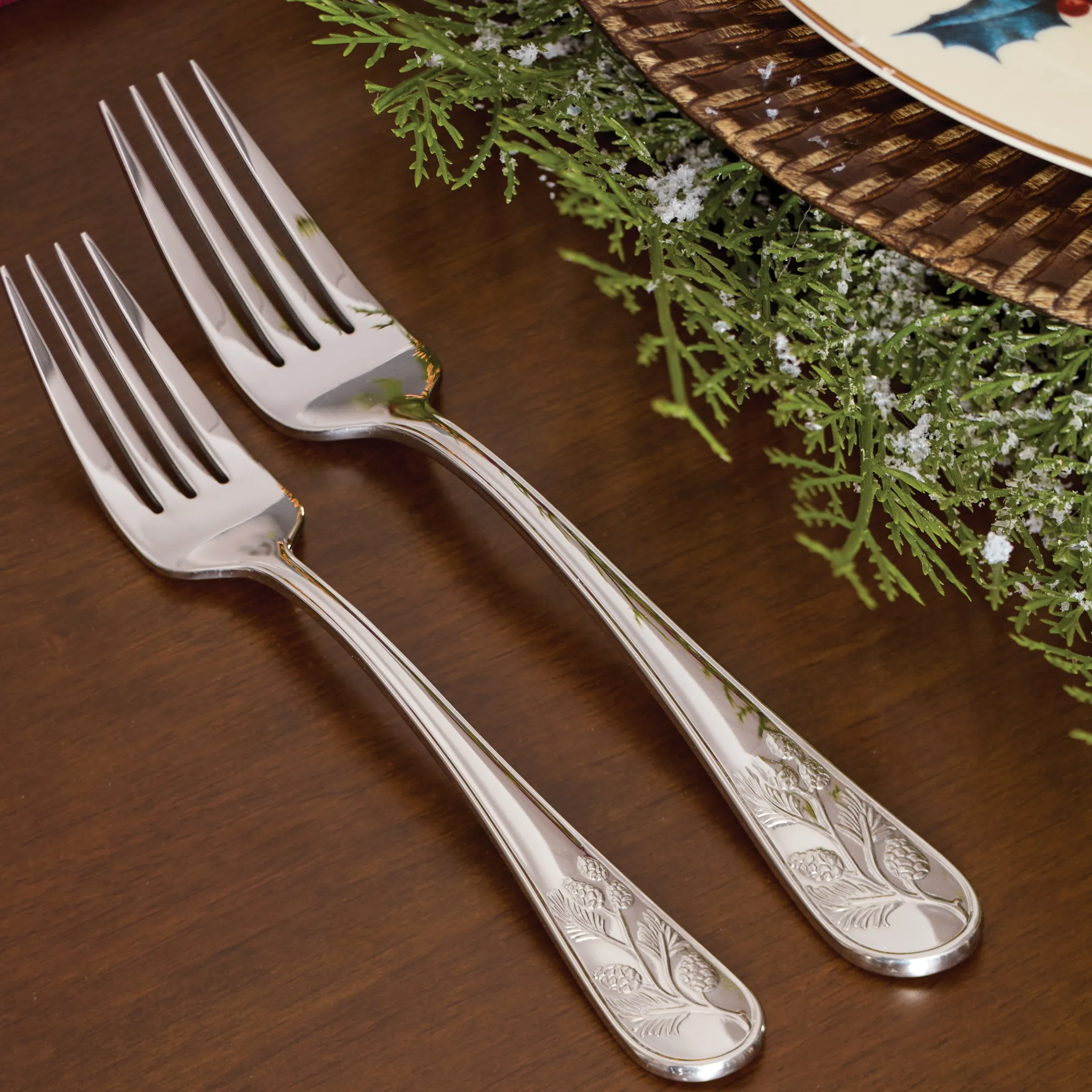 Chestnut Ridge 65-Piece Flatware Set