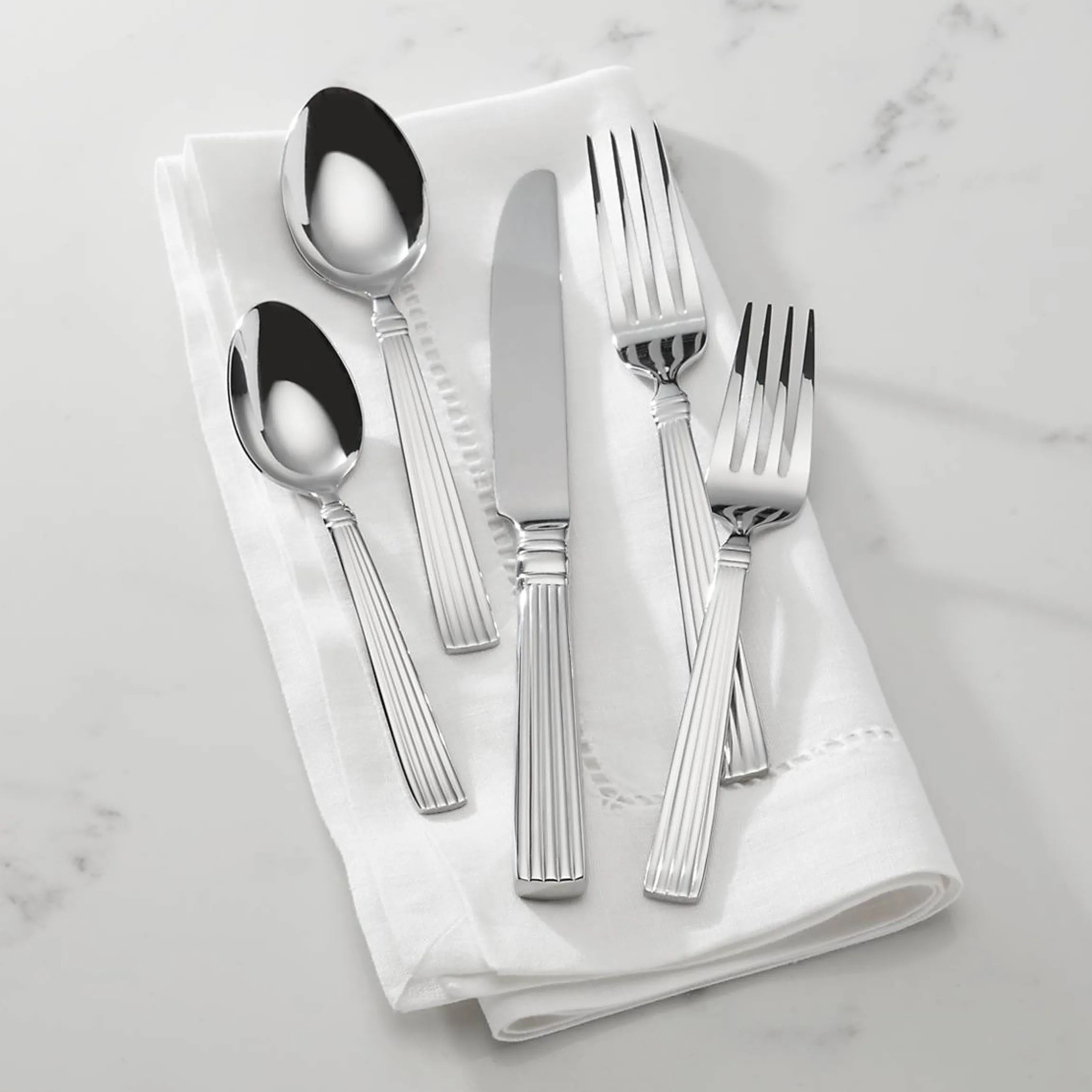 Crescendo II 65-Piece Flatware Set