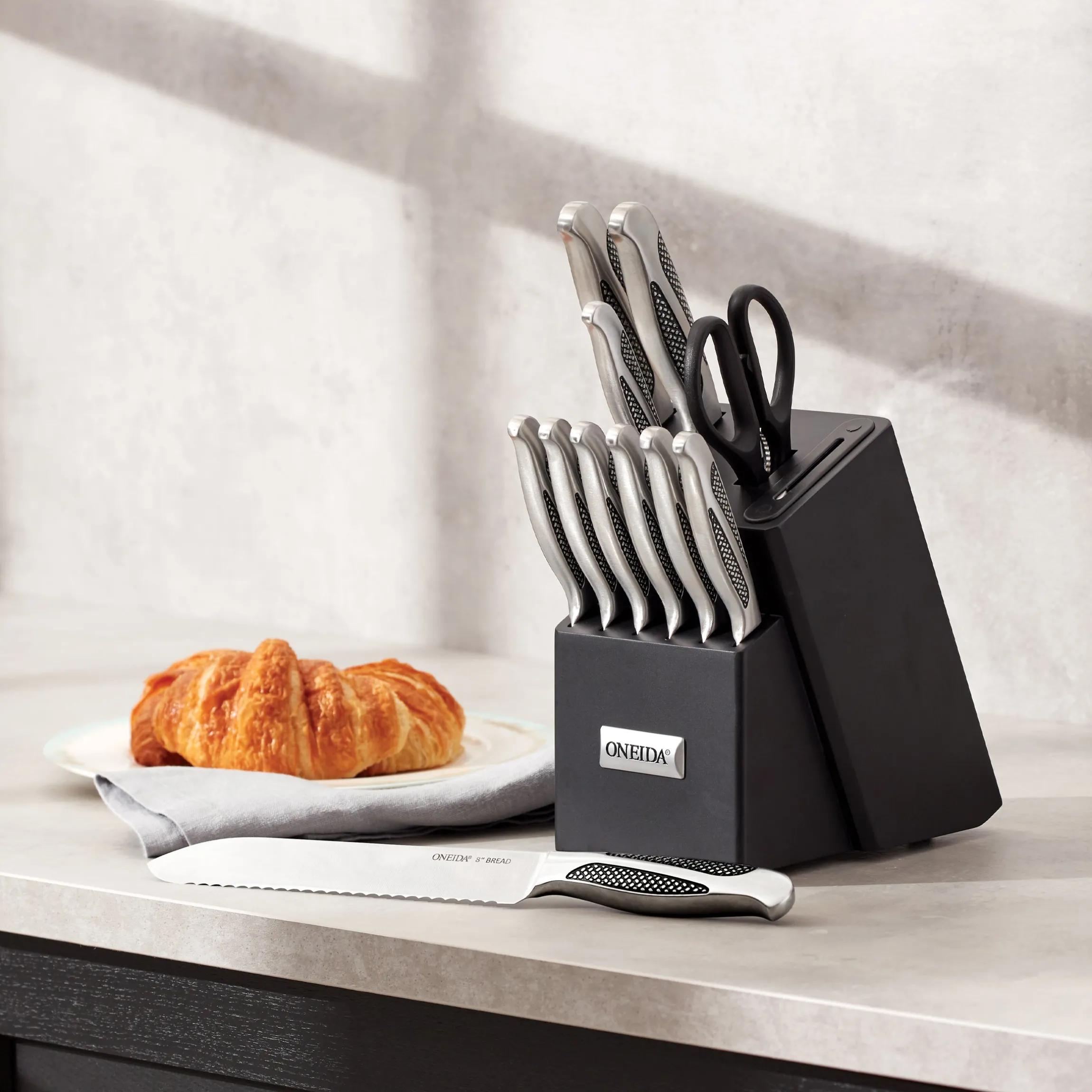 Crosshatch 14-Piece Cutlery Block Set