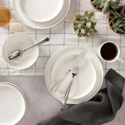 Etta 20-Piece Flatware Set