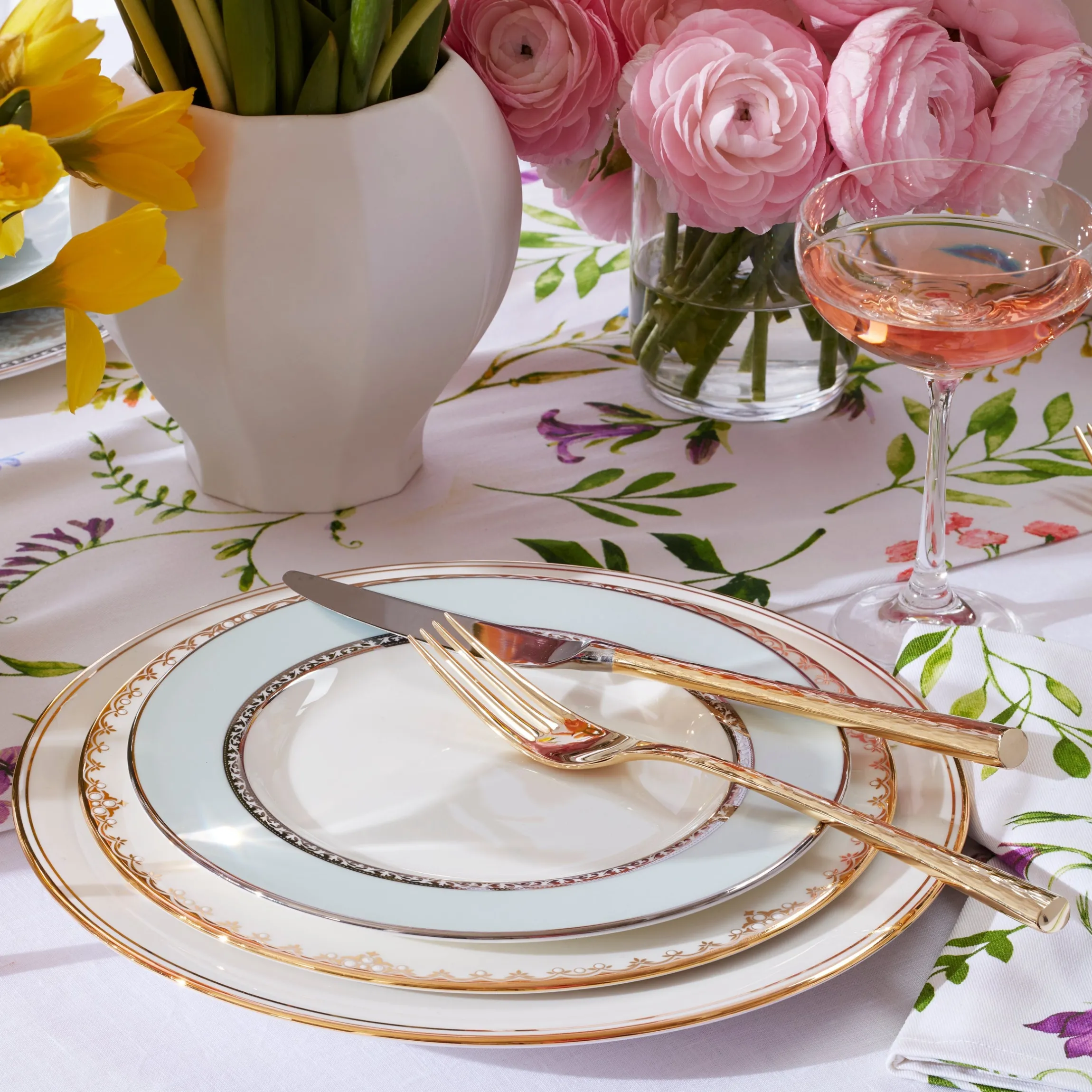 Federal Gold Accent Plate