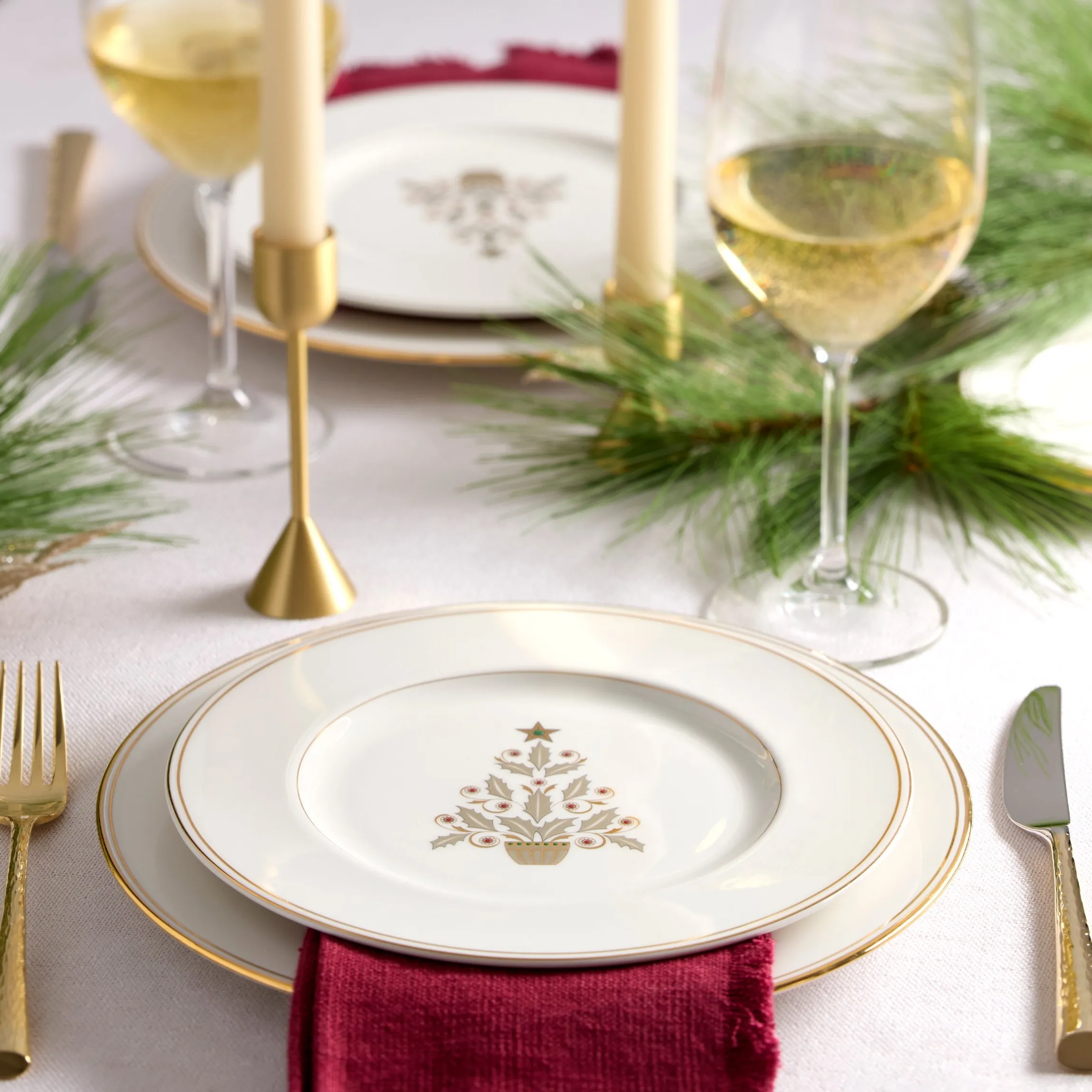 Federal Gold Tree Accent Plates, Set of 4