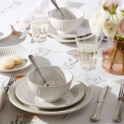 French Perle Groove White 18-Piece Dinnerware Set