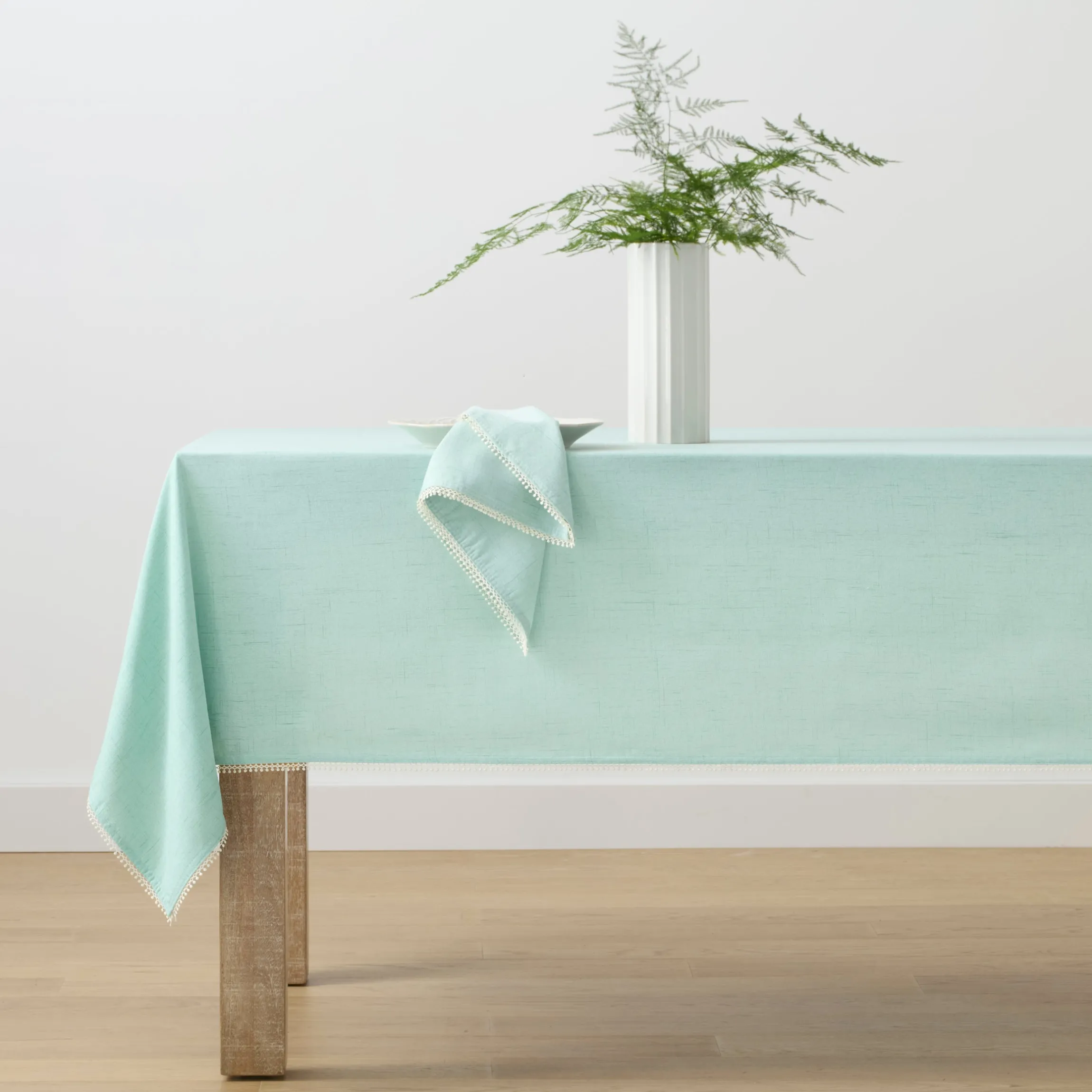 French Perle Ice Blue 60x84 Tablecloth
