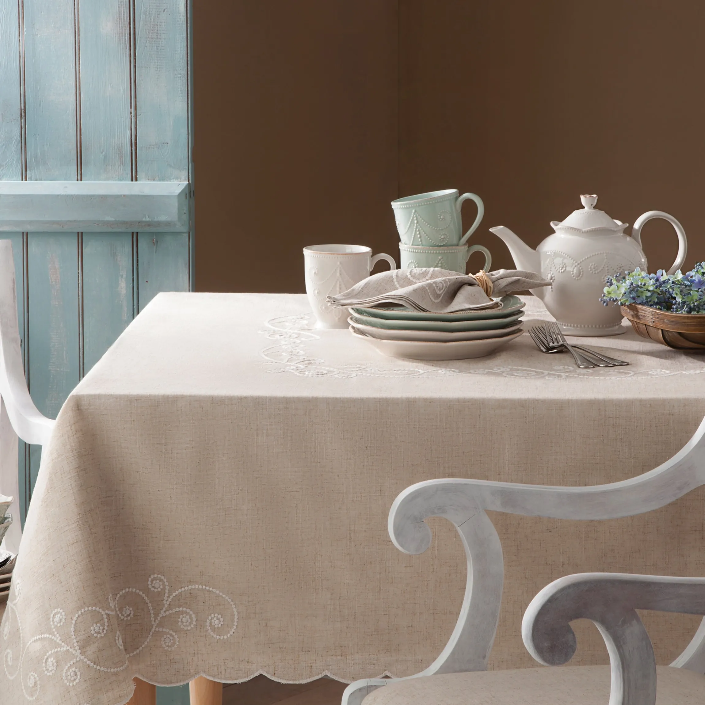 French Perle Linen 60x84 Tablecloth