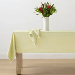 French Perle Pistachio 60x120 Tablecloth
