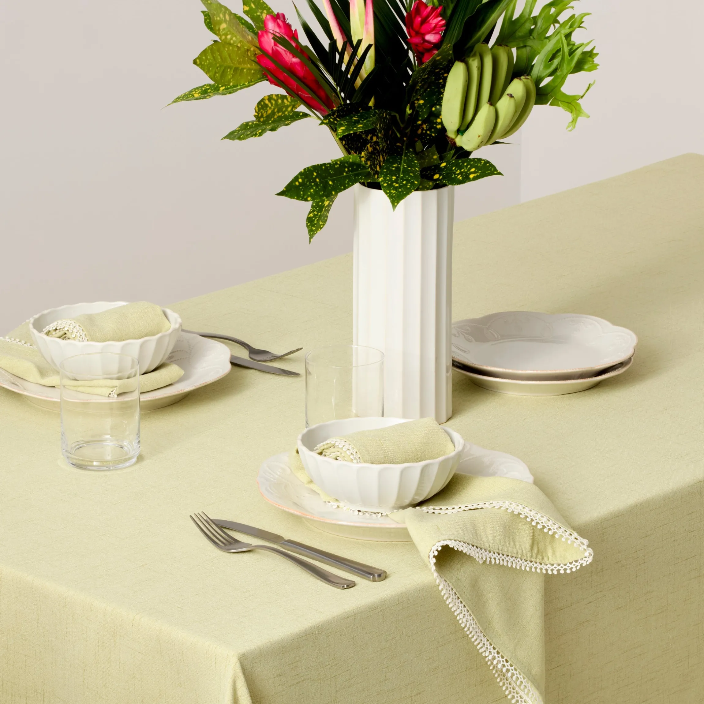 French Perle Pistachio 60x120 Tablecloth