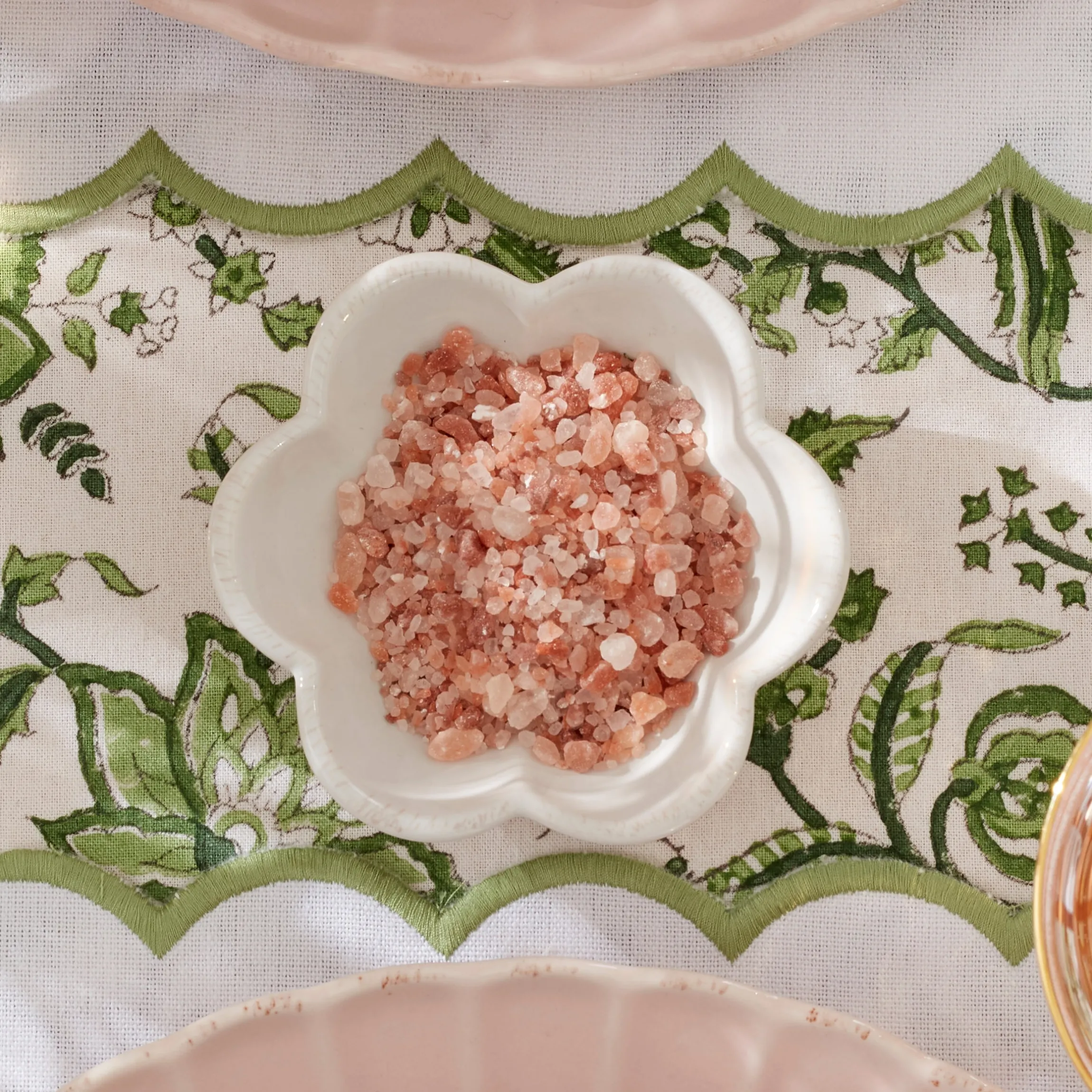 French Perle Scallop White Mini Dish
