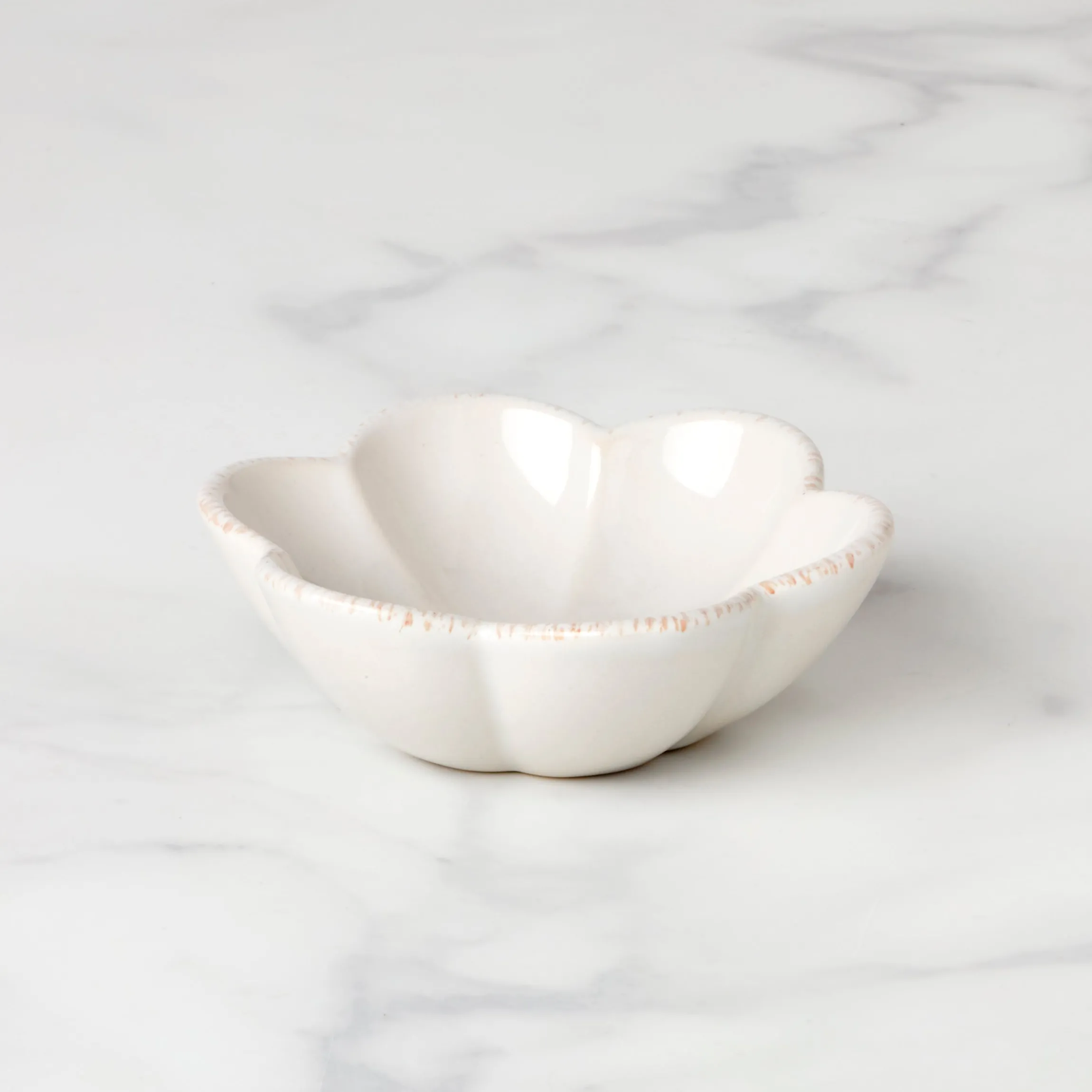 French Perle Scallop White Mini Dish
