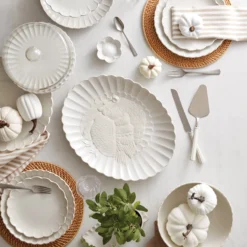 French Perle Scallop White 12-Piece Dinnerware Set