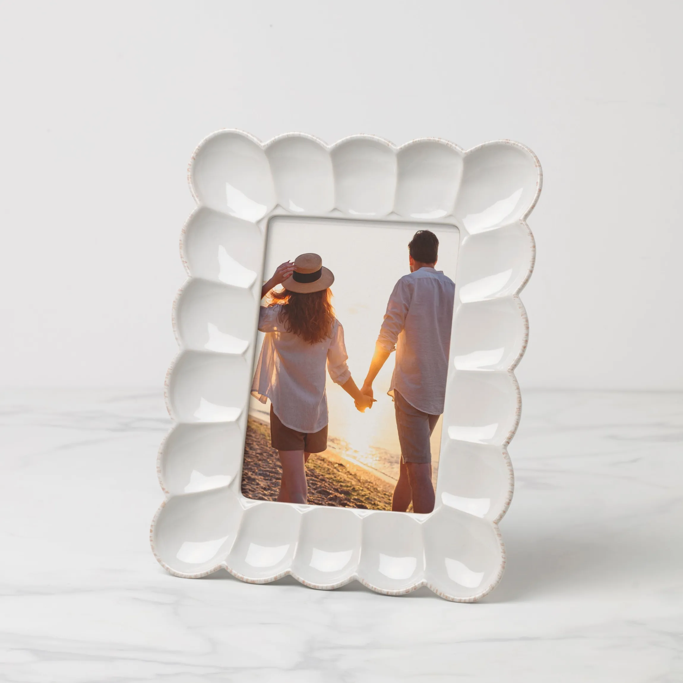 French Perle Scallop White 5x7 Photo Frame