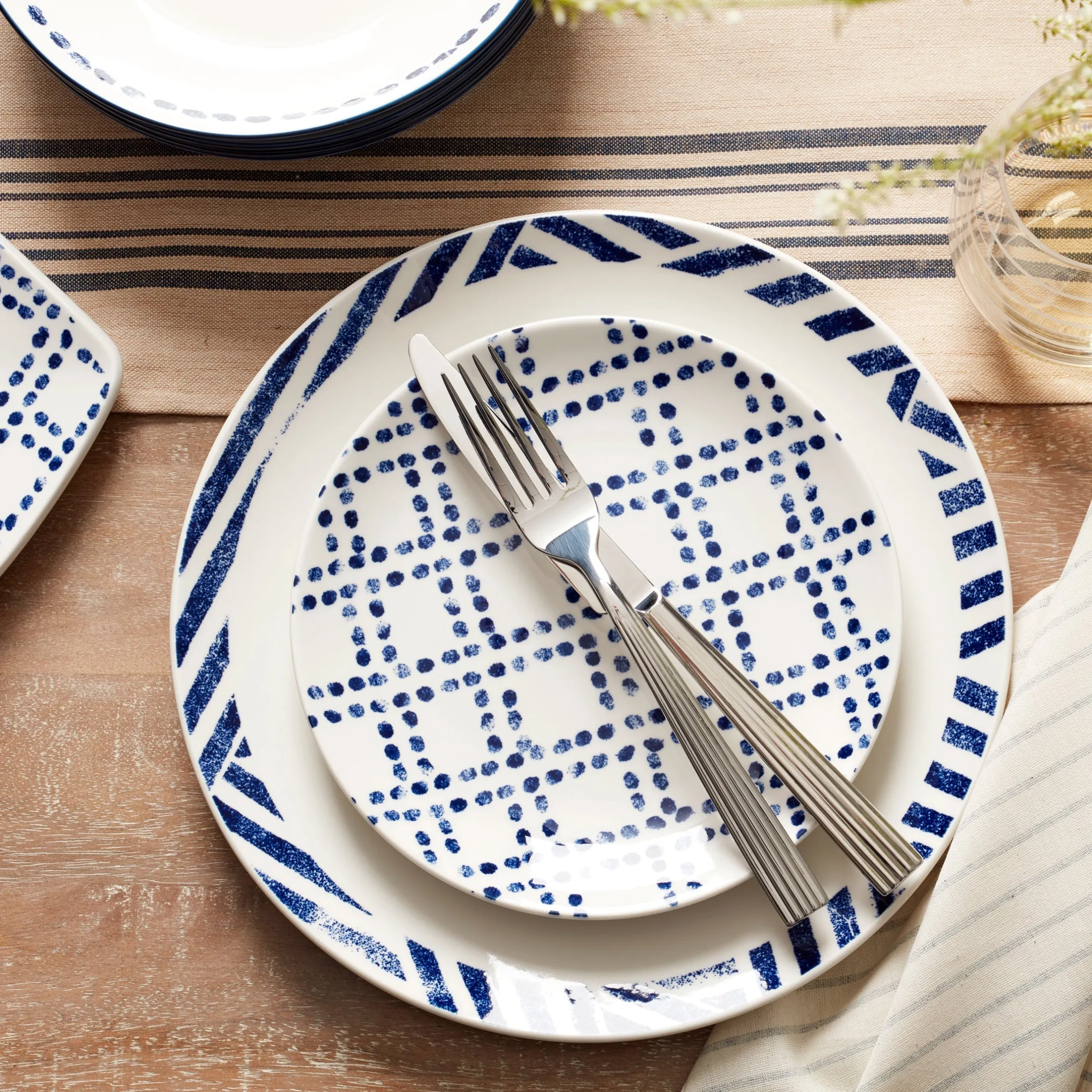 Harbour 12-Piece Dinnerware Set