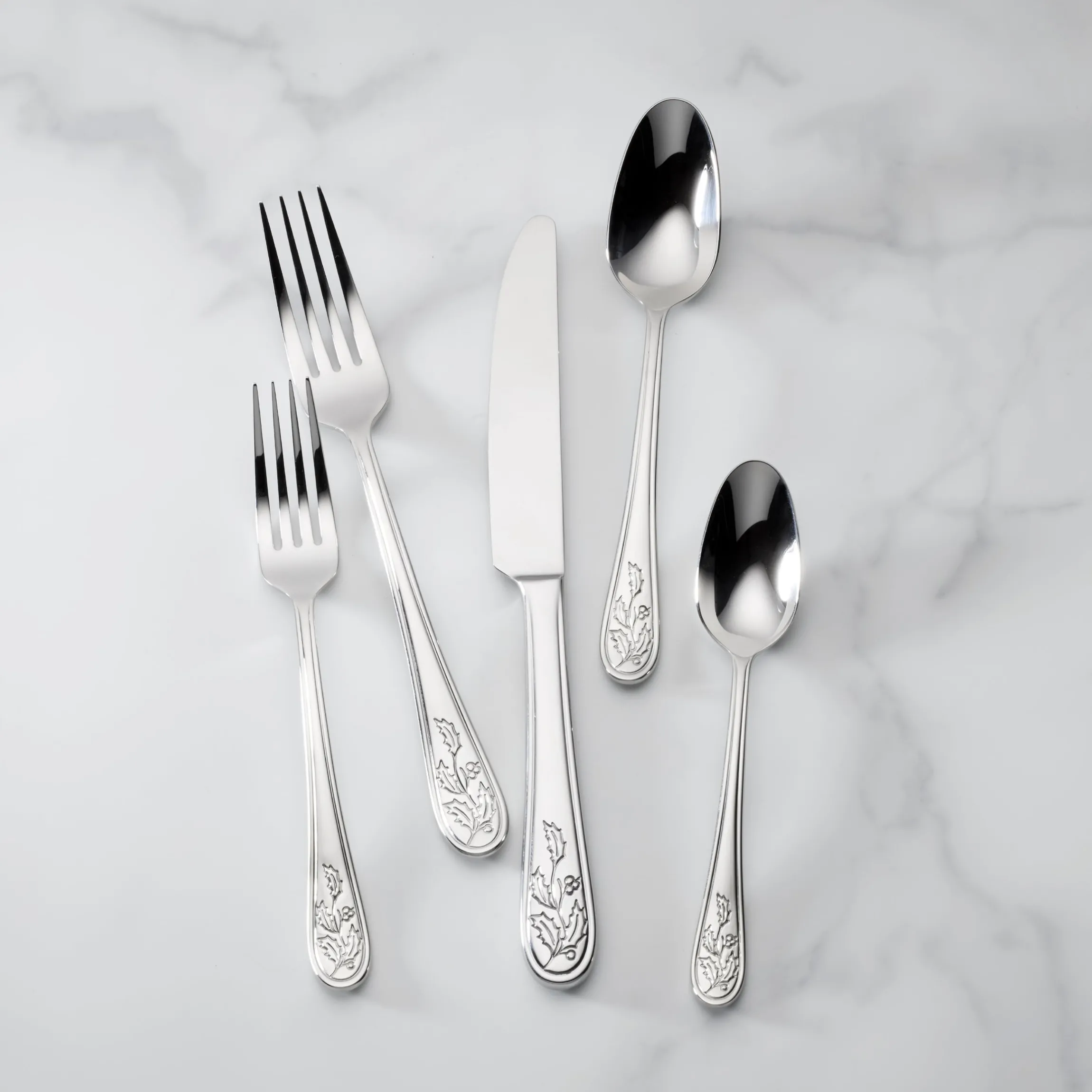 Holiday 65-Piece Flatware Set