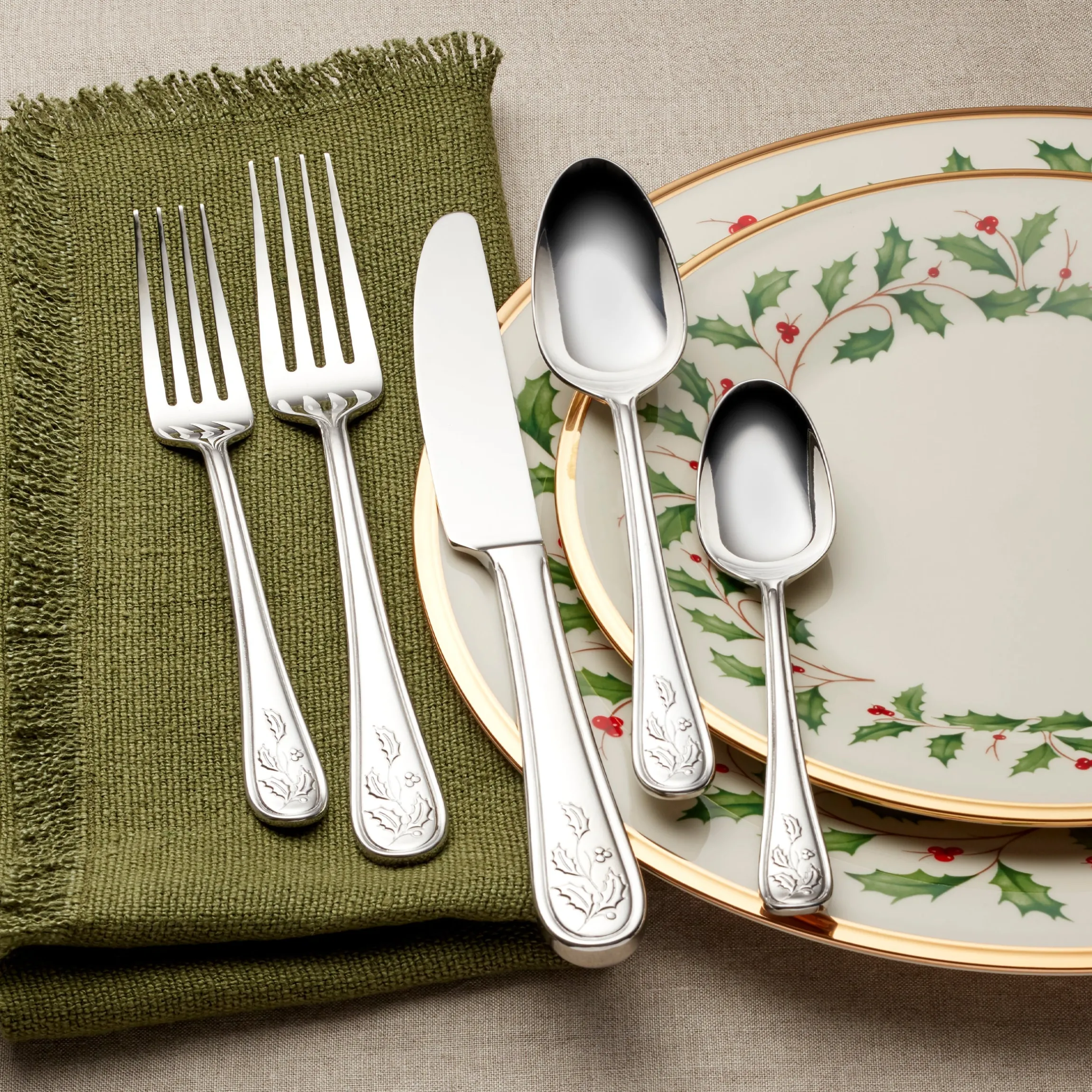 Holiday 65-Piece Flatware Set