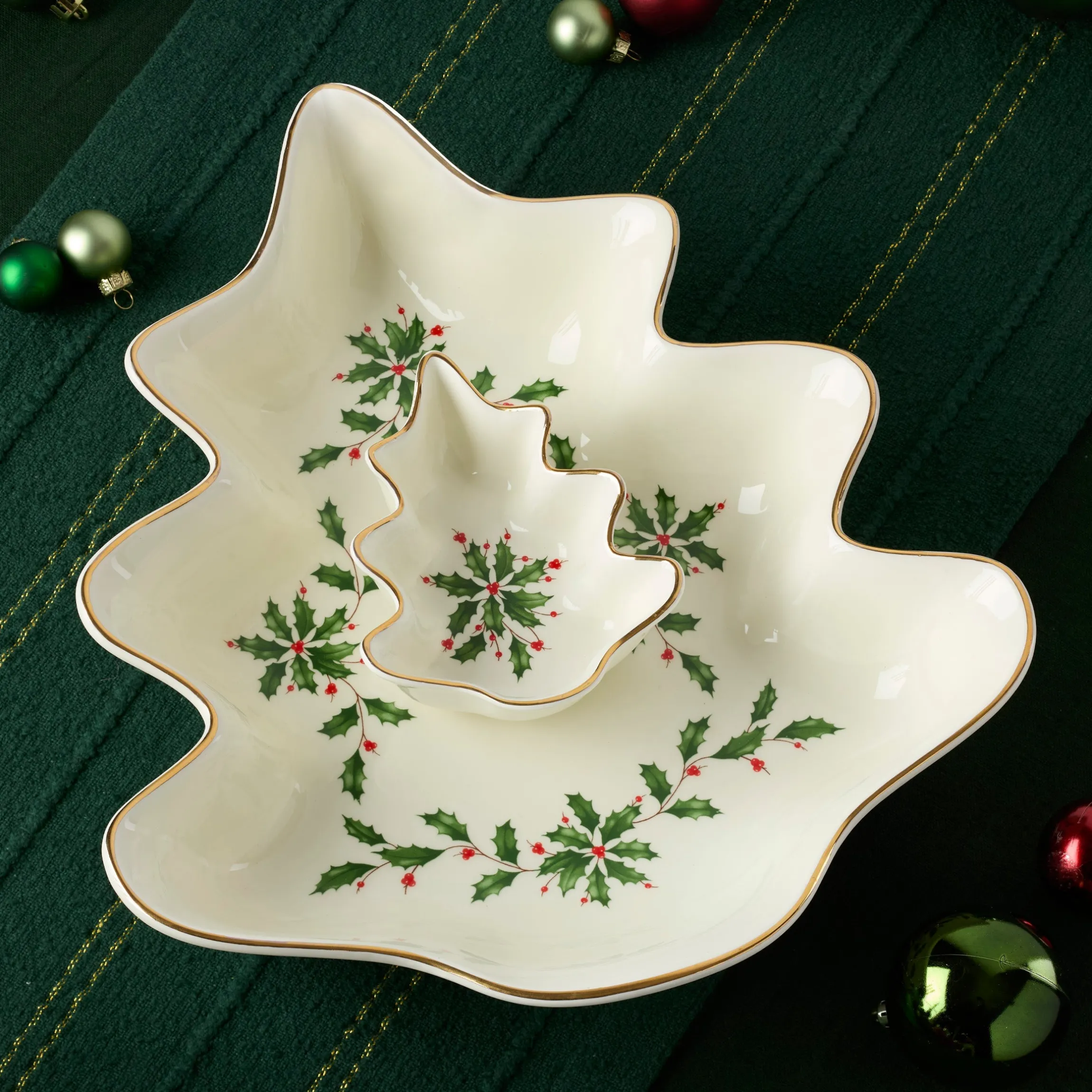 Holiday Tree Chip & Dip Set
