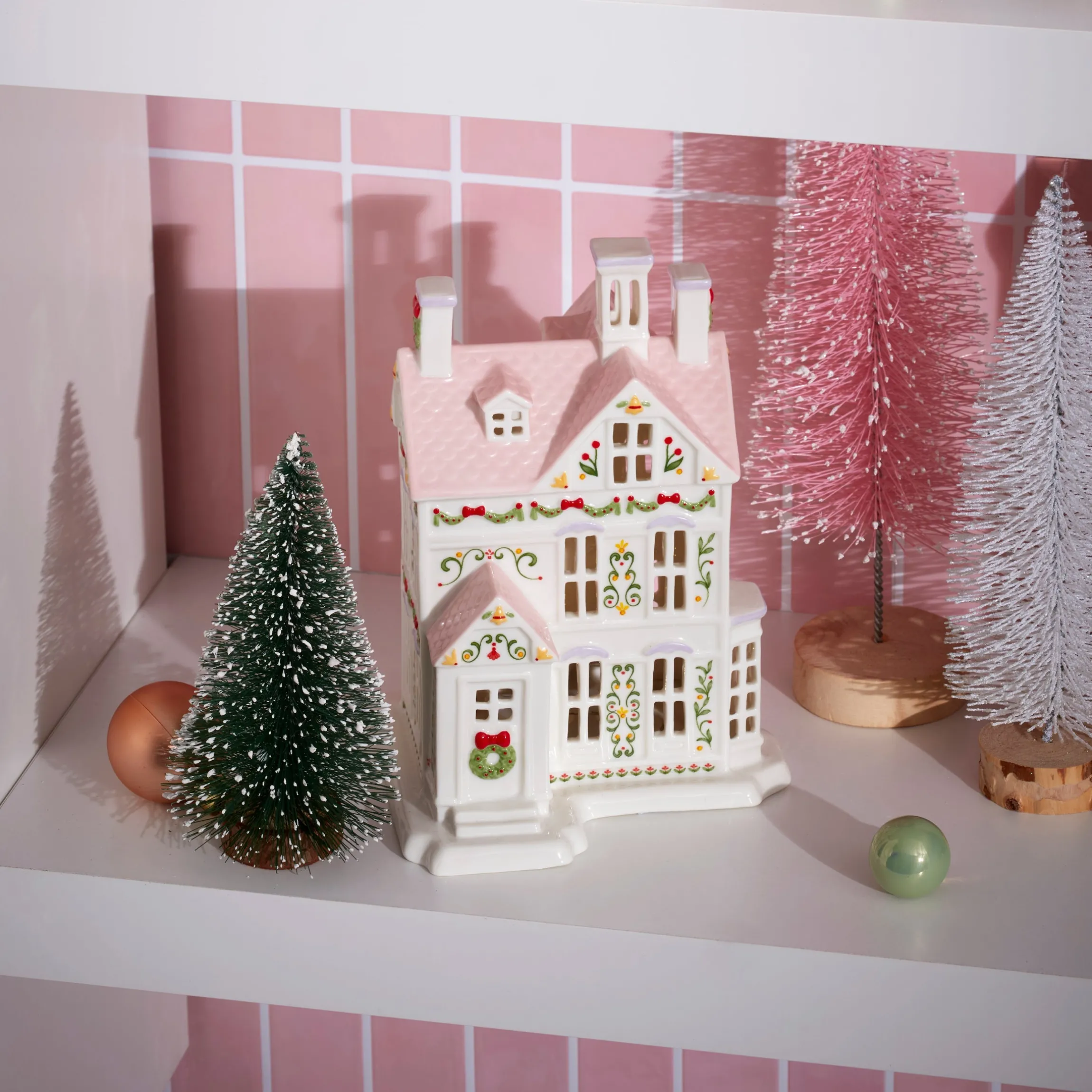 Lenox Holiday Village Lit Christmas House Figurine