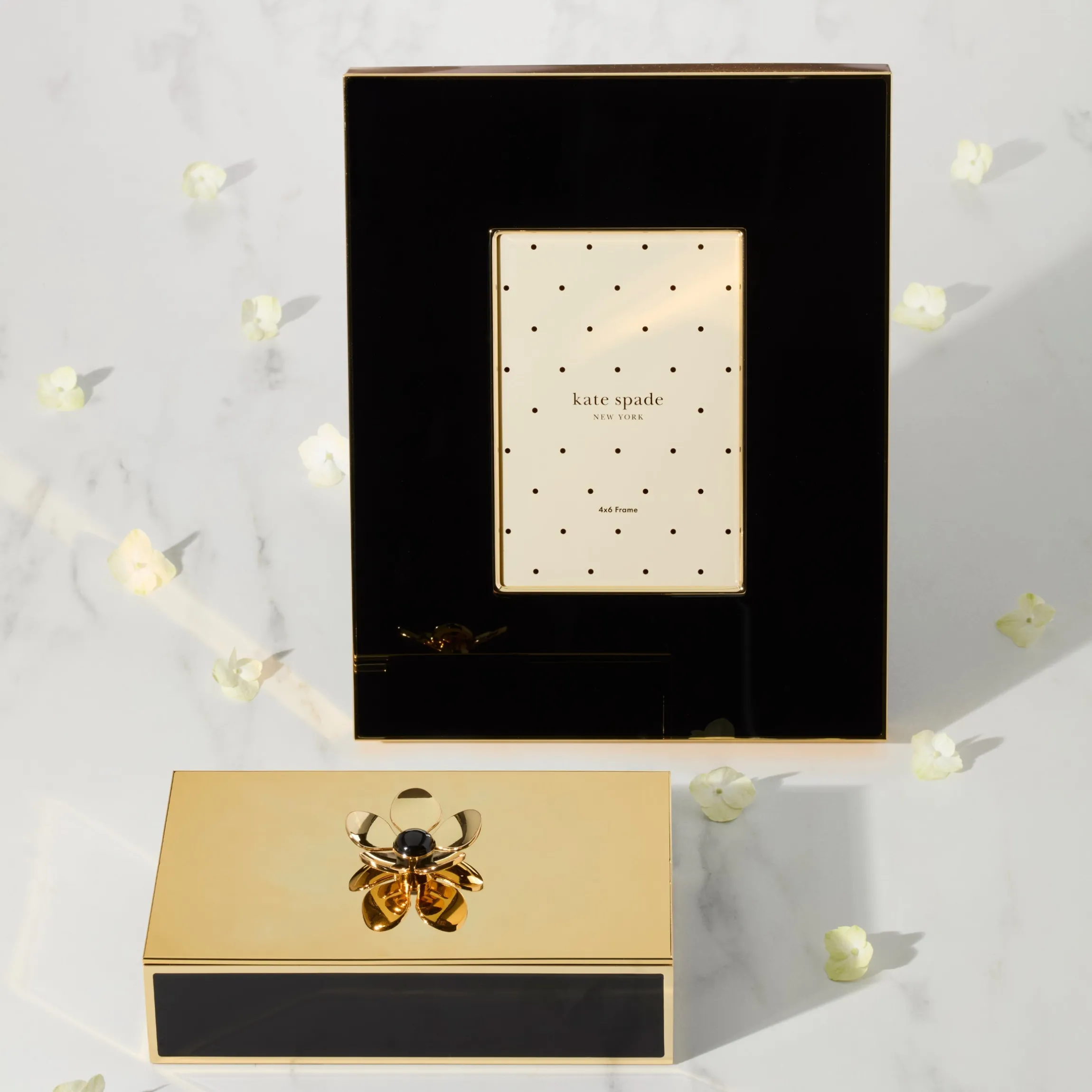 Make It Pop Black 4x6 Photo Frame