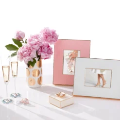 Make It Pop Gold Floral Box