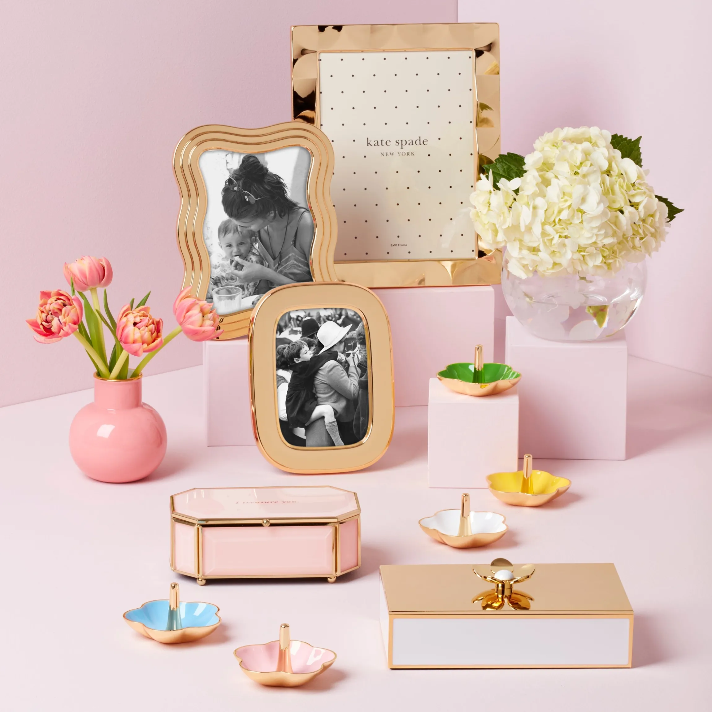 Make It Pop Gold Large Floral Box