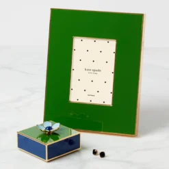 Make It Pop Green & Navy Floral Box