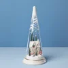Merry & Magical Farmhouse Scene