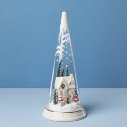 Merry & Magical Farmhouse Scene