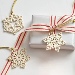 Mini Snowflake 3-Piece Ornament Set