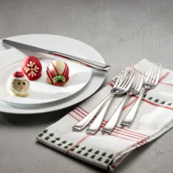 Moda 65-Piece Flatware Set