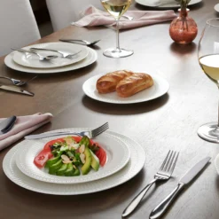 Mooncrest 65-Piece Flatware Set