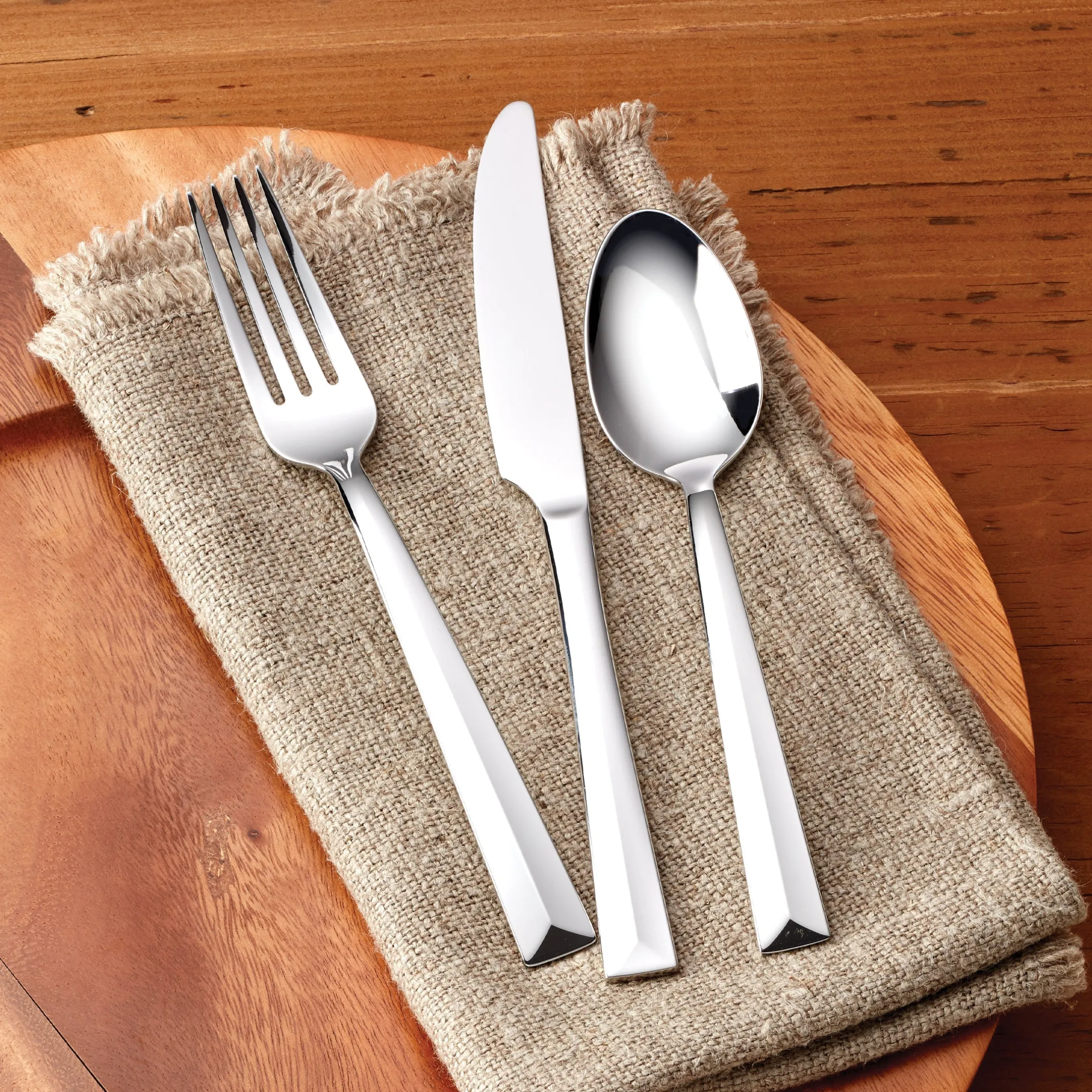 Moxie 20-Piece Flatware Set