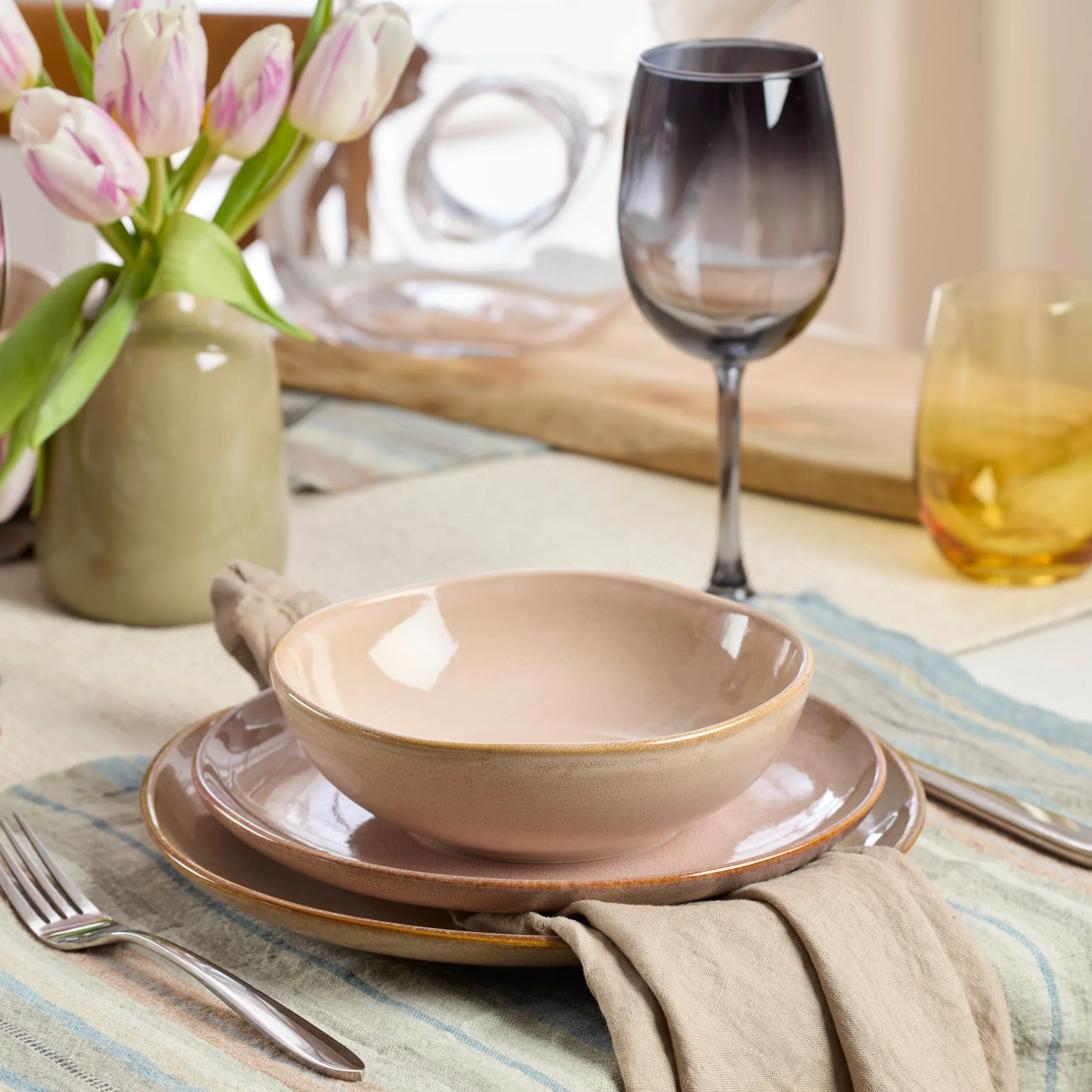 Organic Shades Clay 12-Piece Dinnerware Set