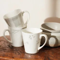 Oyster Bay Assorted Mugs, Set of 4