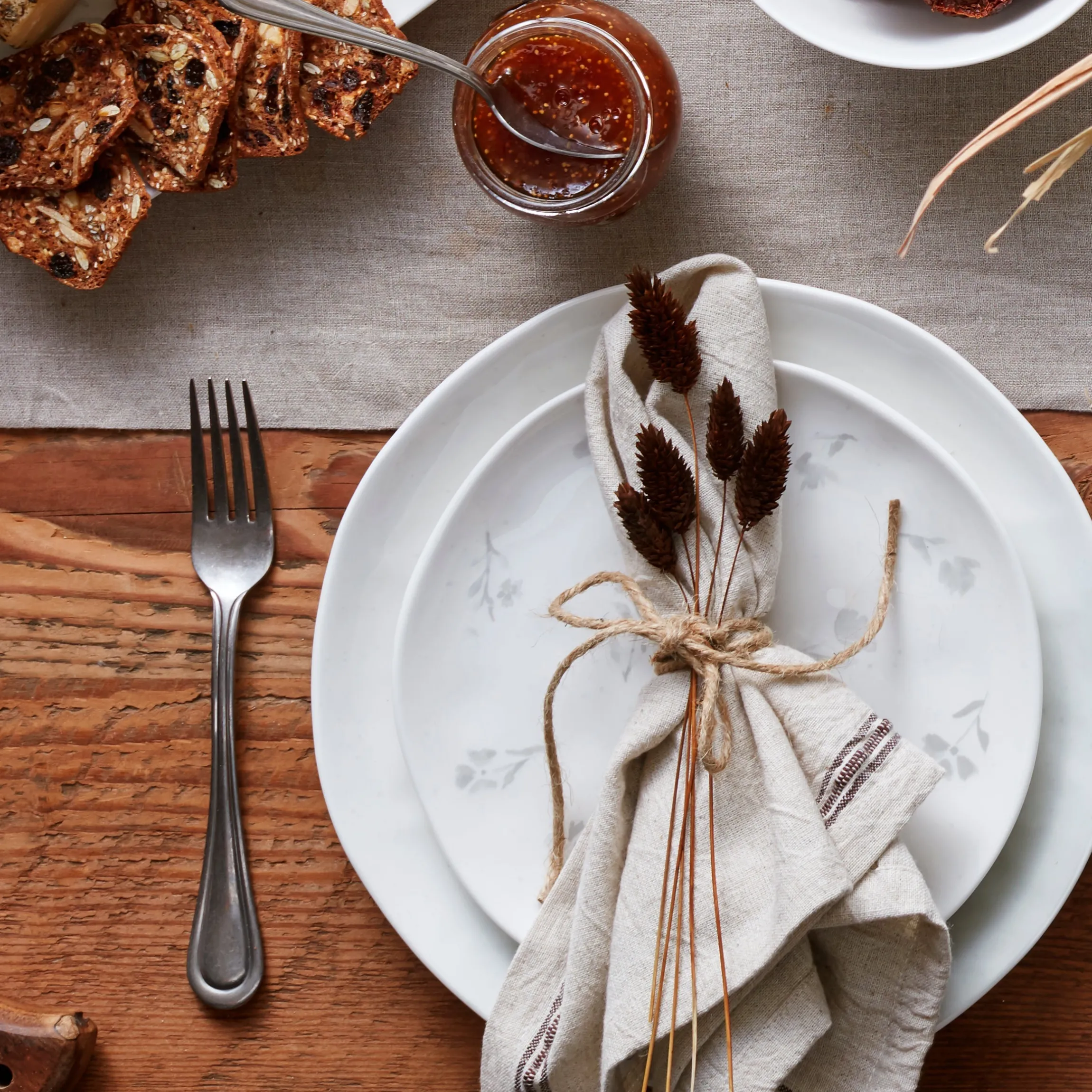 Oyster Bay 12-Piece Dinnerware Set