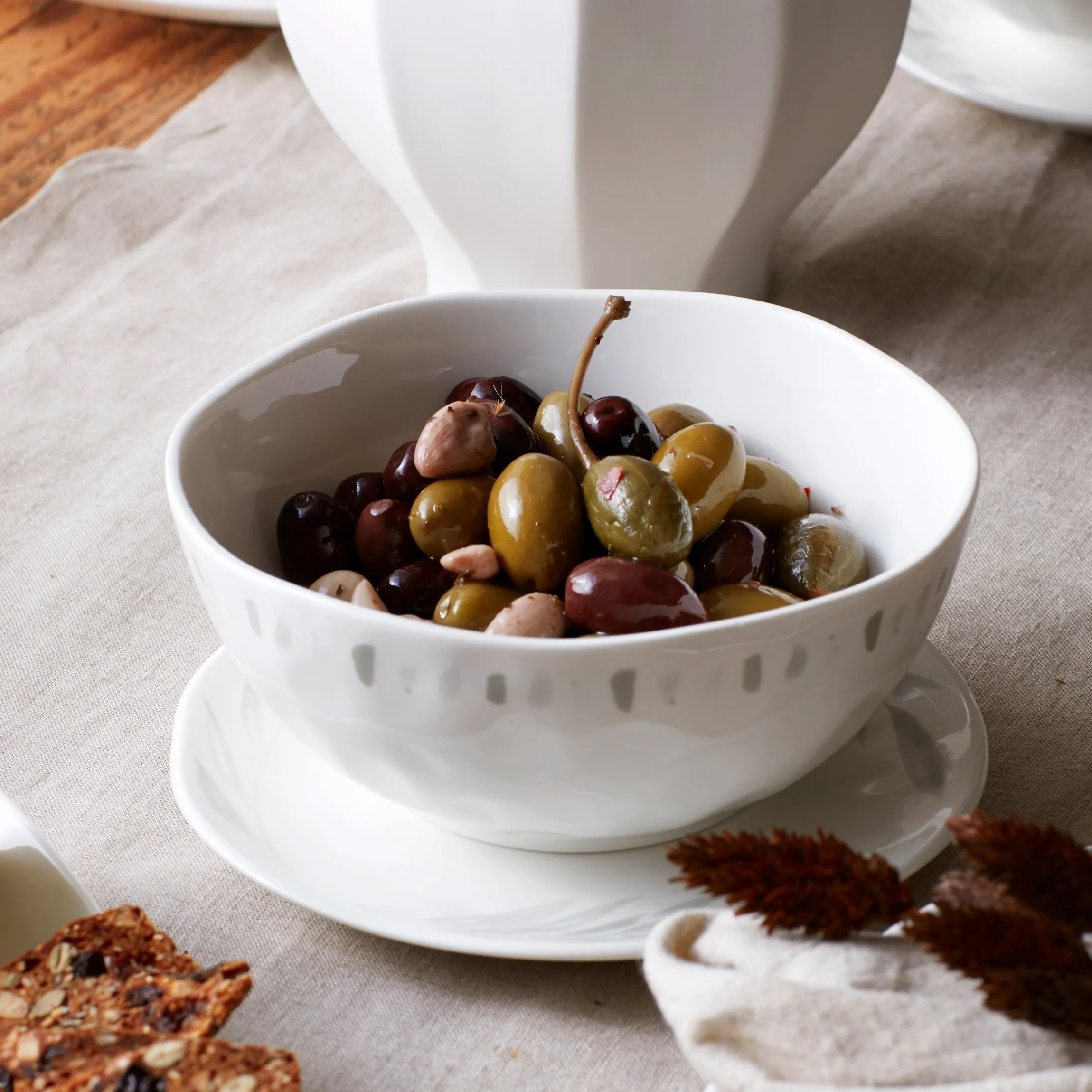 Oyster Bay 12-Piece Dinnerware Set