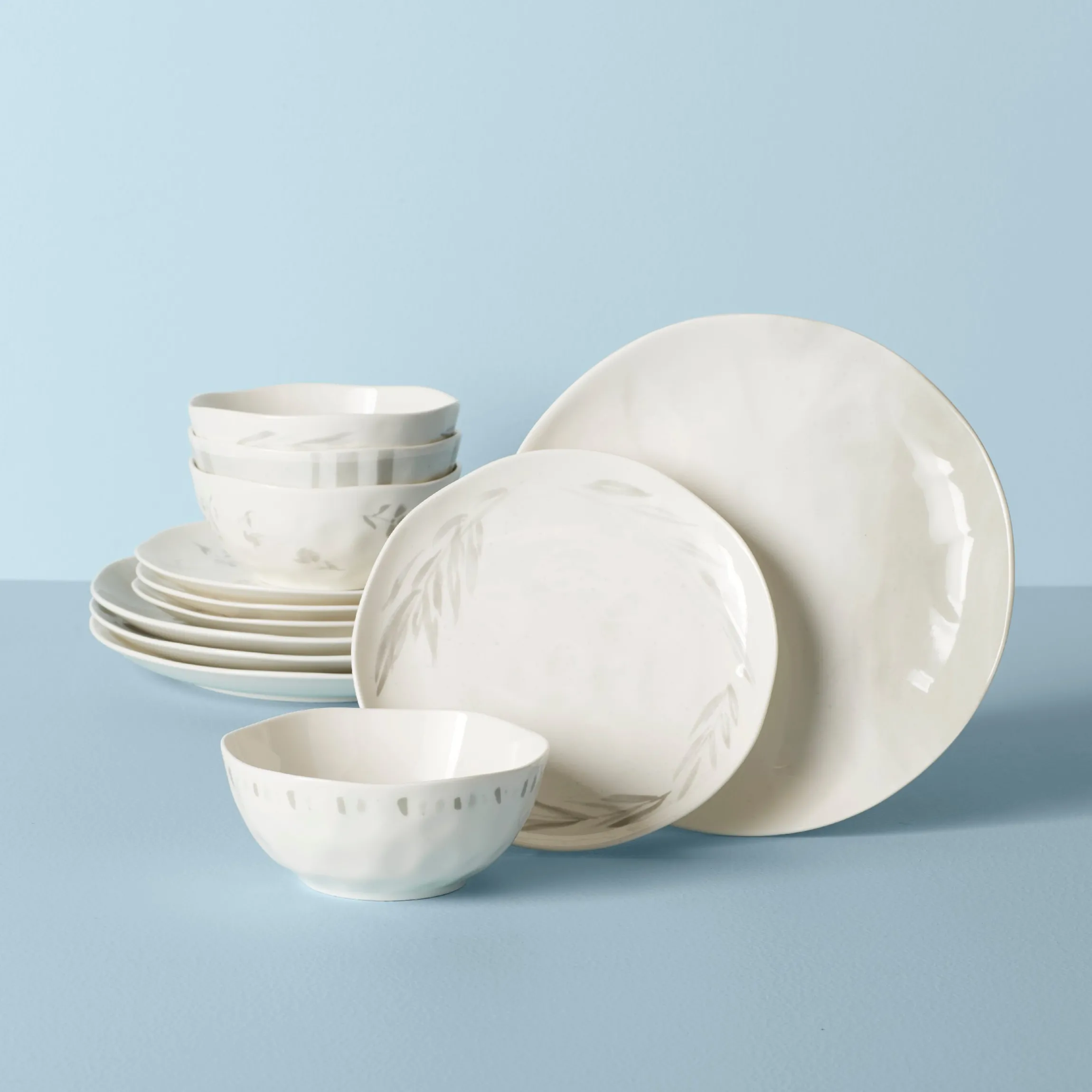 Oyster Bay 12-Piece Dinnerware Set