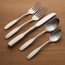 Paul Revere 5-Piece Place Setting