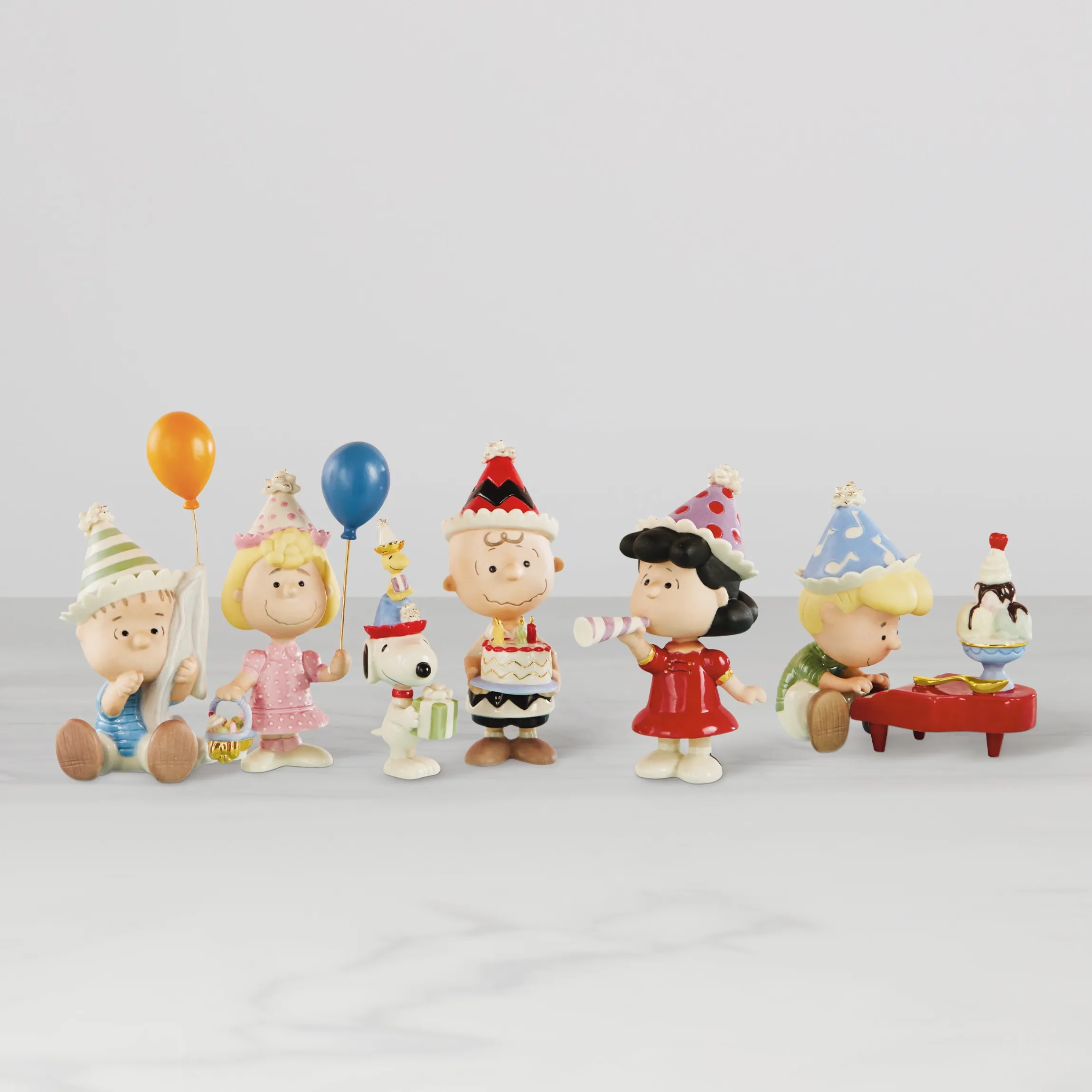 Peanuts 6-Piece Birthday Party Figurine Set