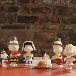 Peanuts Thanksgiving 6-Piece Figurine Set