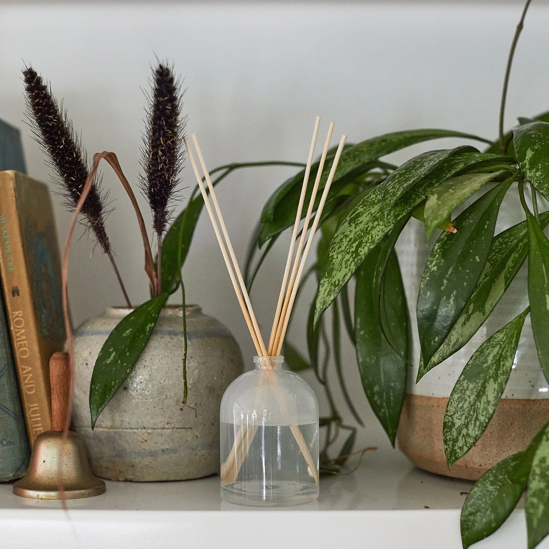 Petite Flowers 1.5oz Reed Diffuser