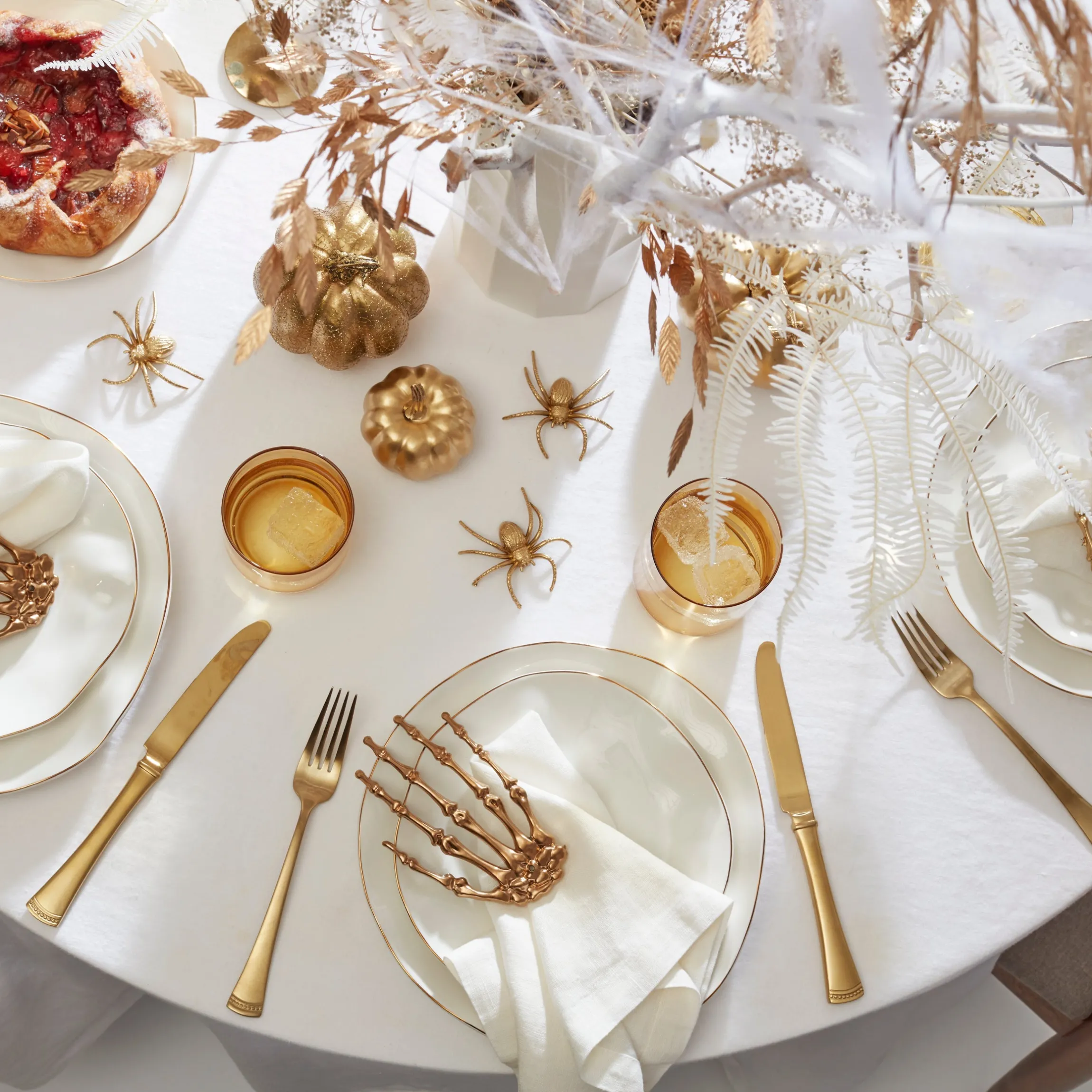 Portola Gold Satin 20-Piece Flatware Set