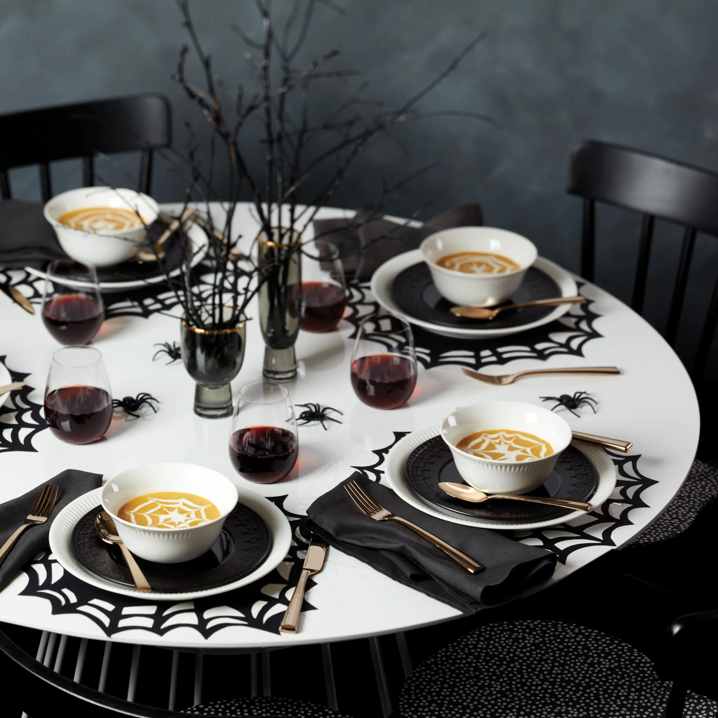 Profile White Dinner Plates, Set of 4